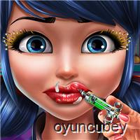 Gepunktete Mädchen Lippen Injektionen